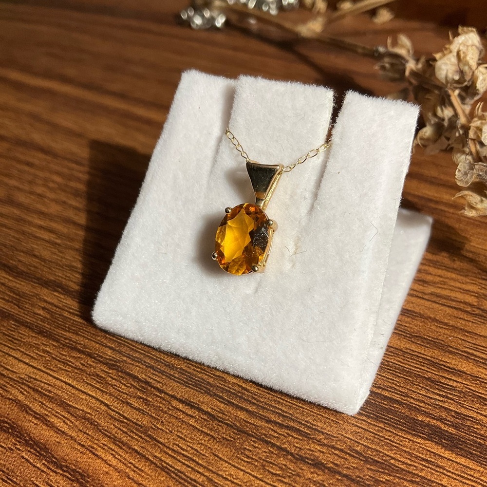 14k Gold Dainty Topaz Necklace NWT - Picture 4 of 12